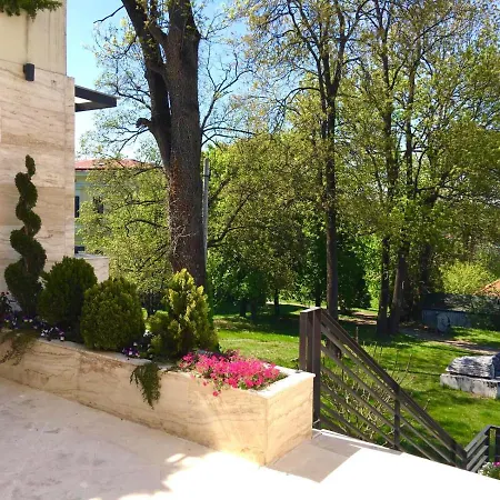 Lux 'opereta' A-19 Apartment Vrnjacka Banja