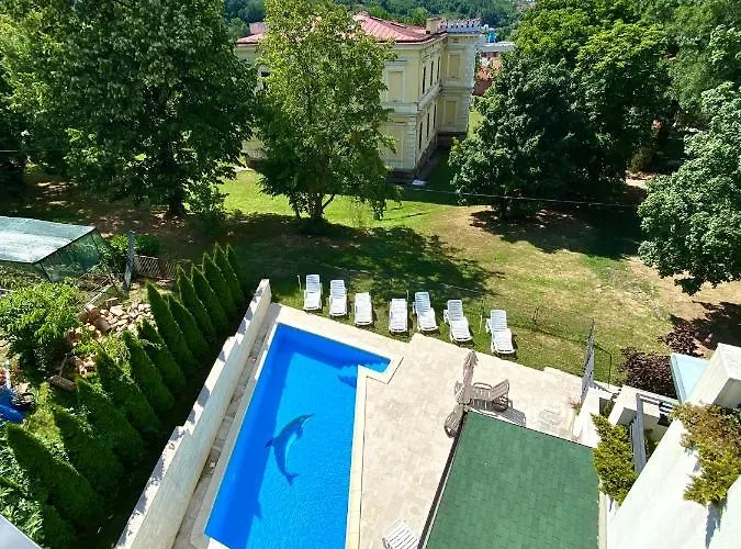 Lux 'opereta' A-19 公寓 *